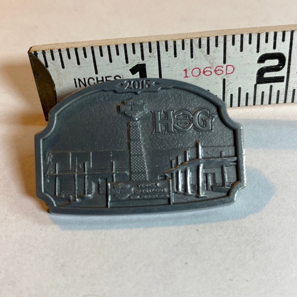 2015 Harley Davidson HOG Chapter Collector Medallion Pin - Picture 7 of 11
